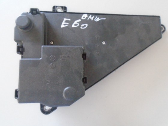 Caixa dos Fusíveis BMW 5 gasolina 3P refº 9138830-01 - 174537